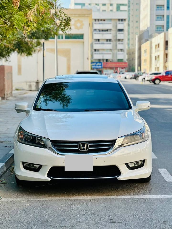 2014 هوندا أكورد Sport