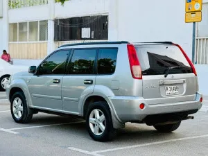 2010 نيسان اكس تريل SL