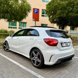 2016 مرسيدس-بنز الفئة - A A250