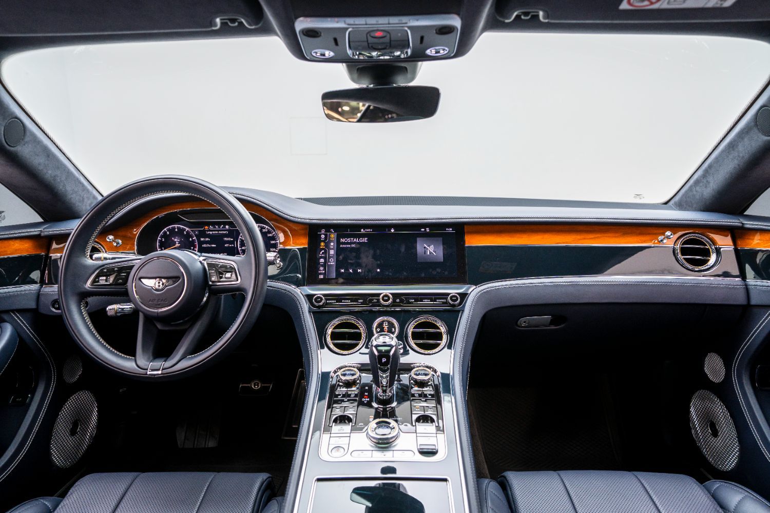 2021 بنتلي كونتيننتال GT V8