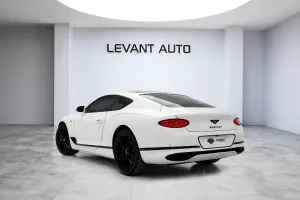 2021 بنتلي كونتيننتال GT V8