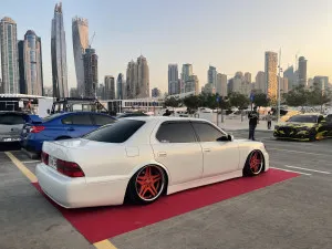 2000 لكزس آل آس ٤٠٠