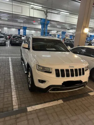 2014 جييب شيروكي Specs