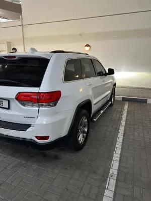 2014 جييب شيروكي Specs