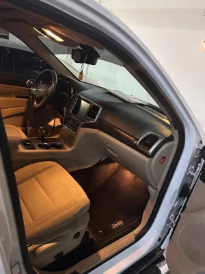 2014 جييب شيروكي Specs