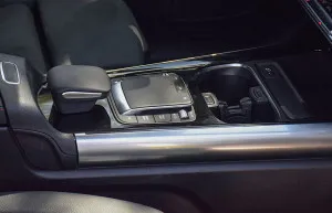2021 مرسيدس-بنز GLA - جي ال اي GLA250