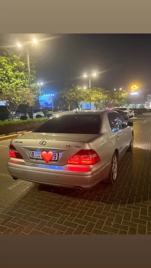 2005 Lexus LS 430