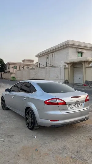 2009 فورد مونديو Style
