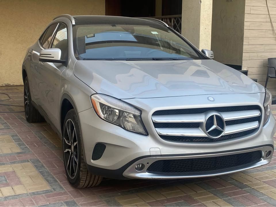 2016 مرسيدس-بنز GLA - جي ال اي GLA250
