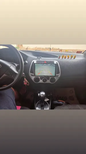 2015 هيونداي آي٢٠ Premium