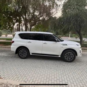 2014 Nissan Patrol SE PLATINUM CITY