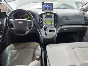 2010 Hyundai H1 Executive