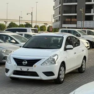 2019 نيسان صني S