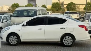 2019 نيسان صني S