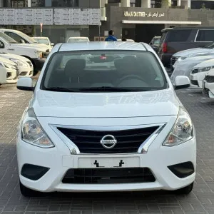 2019 نيسان صني S