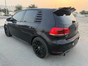 2011 فولجس فاجن جولف GTI