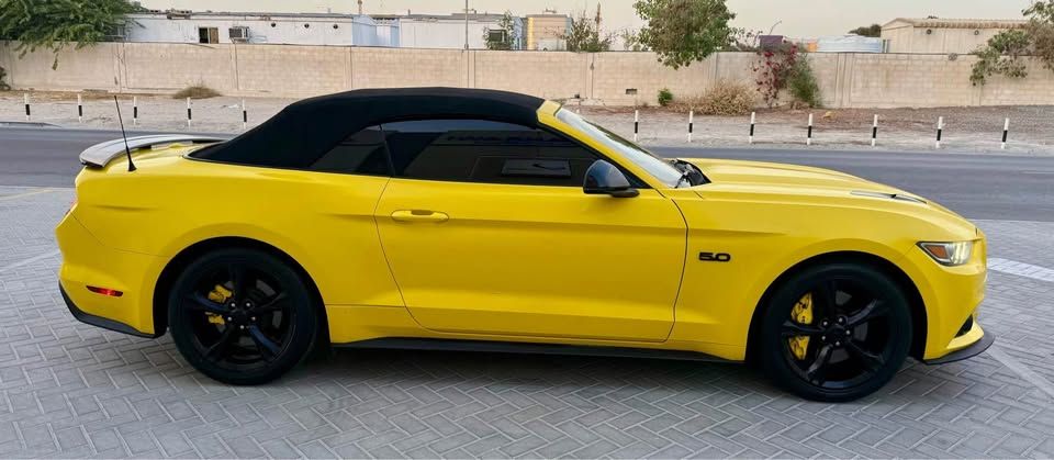 2017 فورد موستانج GT Premium Convertible