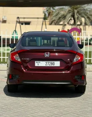 2018 هوندا سيفك LX