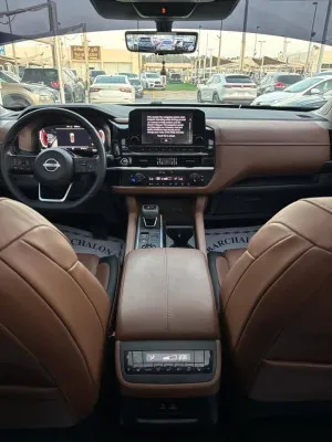 2022 Nissan Pathfinder SL