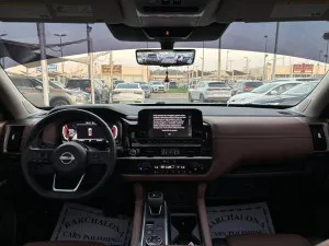 2022 Nissan Pathfinder SL