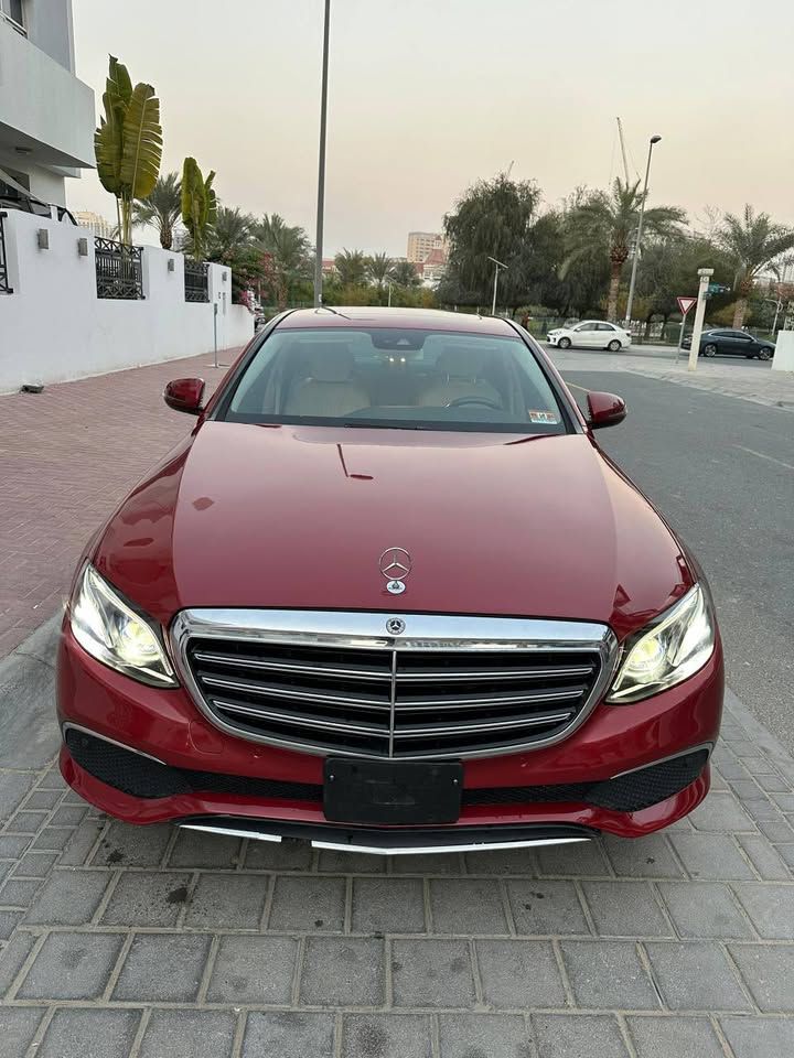 2017 مرسيدس-بنز الفئة - E E300