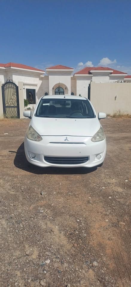 2014 Mitsubishi Mirage ES