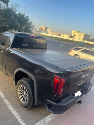 2022 GMC Sierra AT4