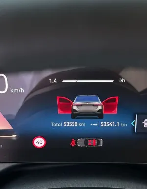2024 BMW 5-Series 520i