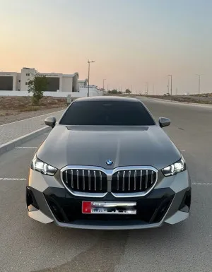 2024 BMW 5-Series 520i