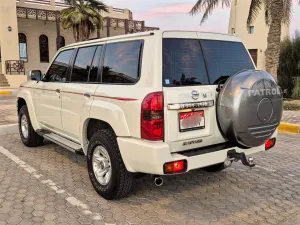 2021 نيسان بترول سوبر سفاري Safari AT