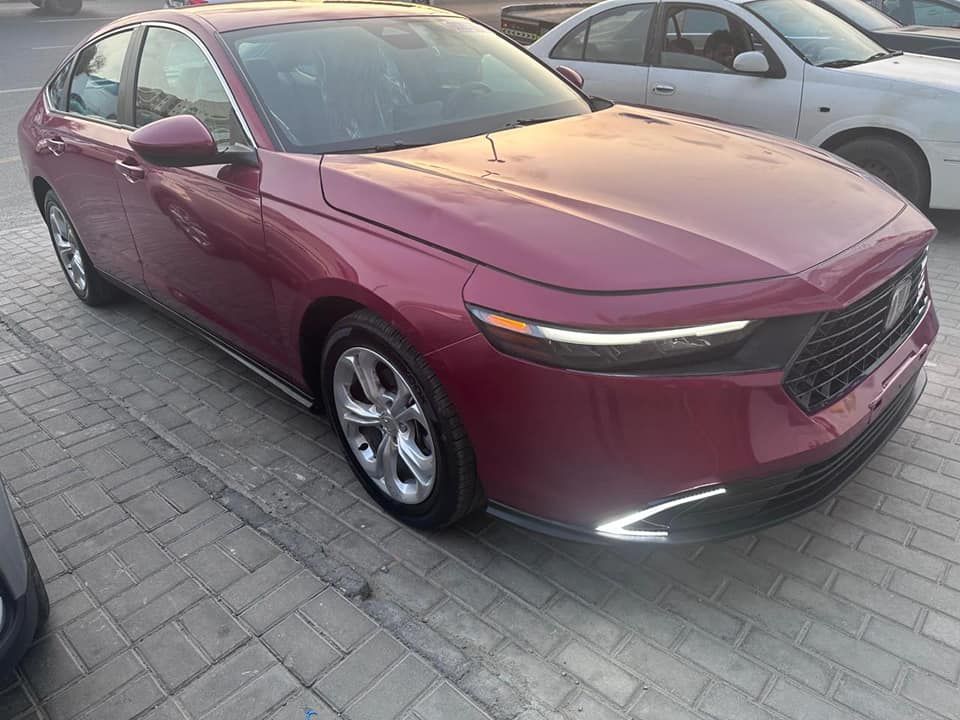2024 هوندا أكورد DX