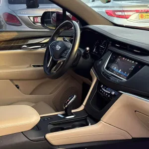 2017 Cadillac XT5 Premium Luxury
