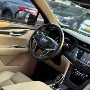 2017 Cadillac XT5 Premium Luxury