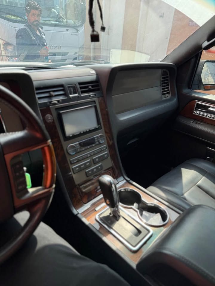 2014 لينكولن نافيجيتور Black Label L