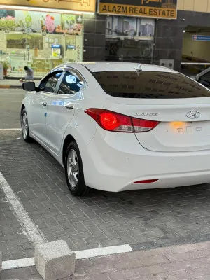 2012 Hyundai Avante SE