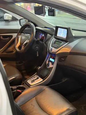 2012 Hyundai Avante SE