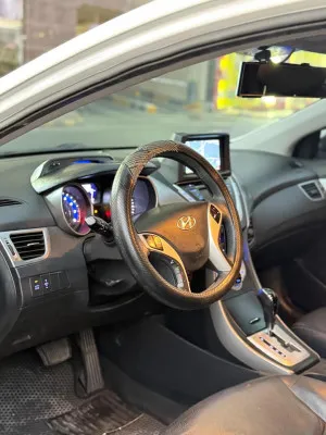 2012 Hyundai Avante SE