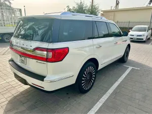 2021 لينكولن نافيجيتور Black Label L