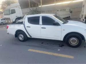 2013 Mitsubishi L200 double-cab