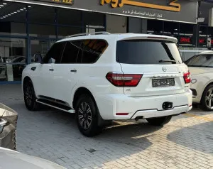 2024 نيسان باترول LE TITANIUM