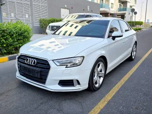 2017 اودي آي ٣ Prestige