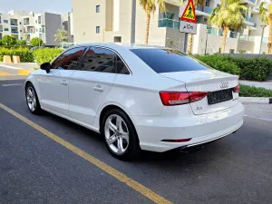 2017 اودي آي ٣ Prestige