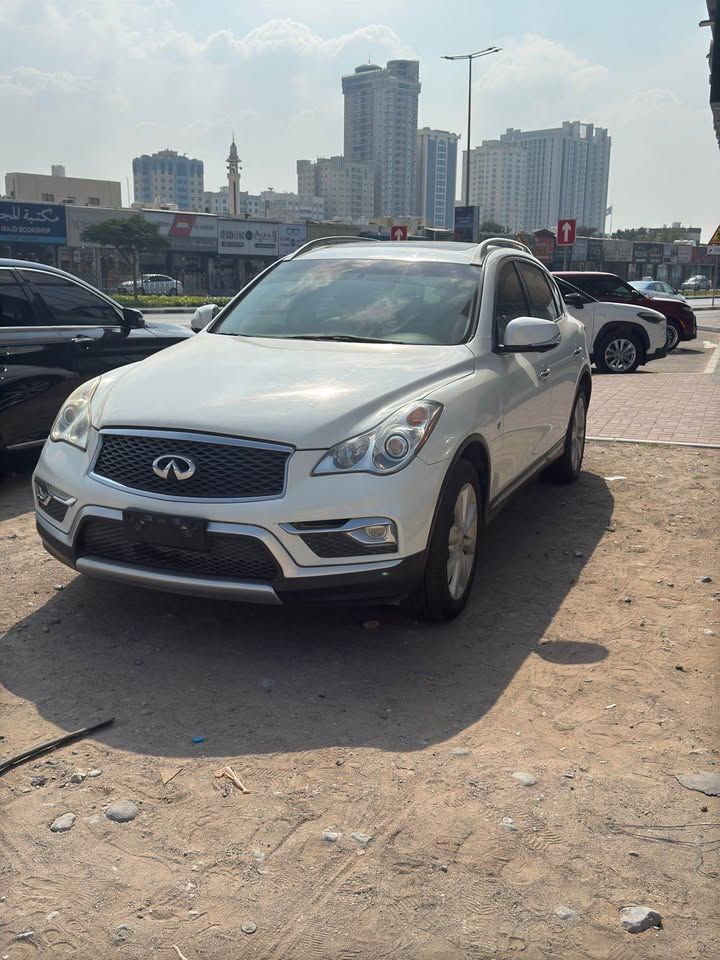 2017 Infiniti QX50 LUXE