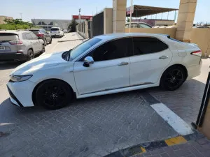 2019 تويوتا كامري GLX