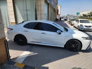 2019 تويوتا كامري GLX