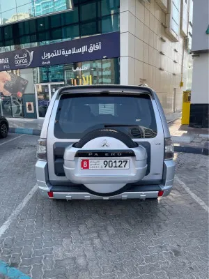 2012 Mitsubishi Pajero GLS