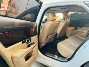 2015 جاكوار الفئة - اكس Classic Plus
