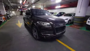 2013 اودي كيو٧ Prestige
