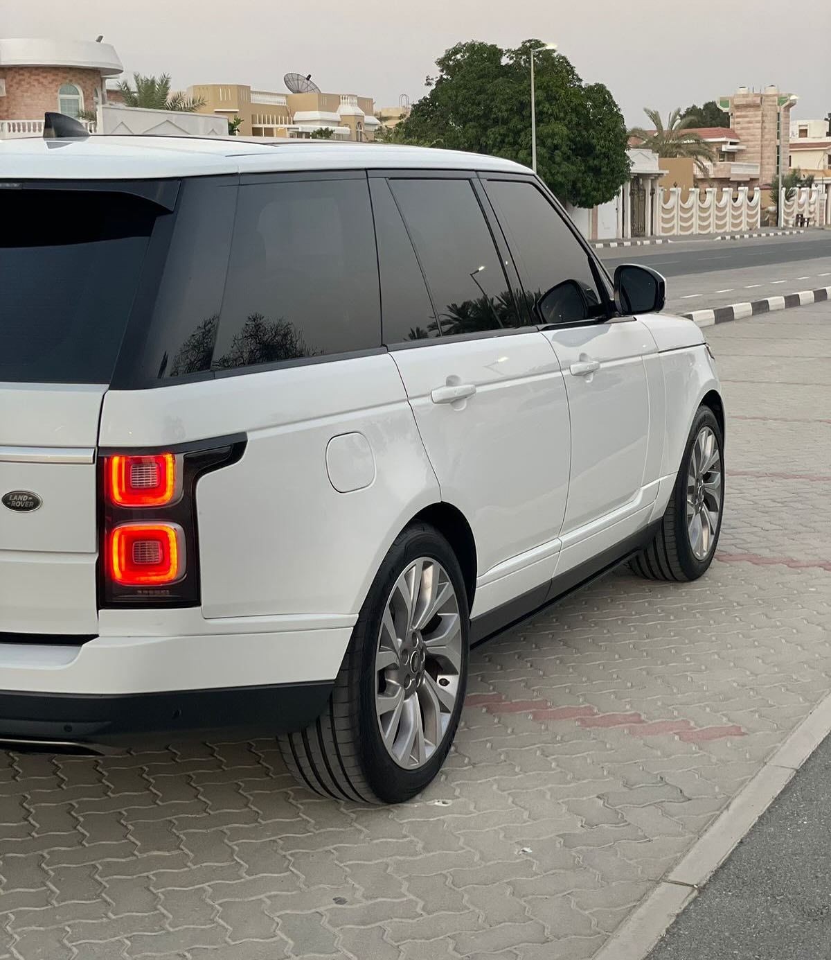 2019 لاند روفر رينج روفر HSE