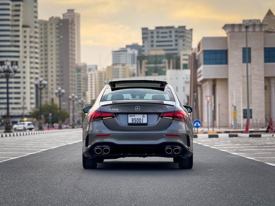 2020 مرسيدس-بنز الفئة - A A220 Sedan